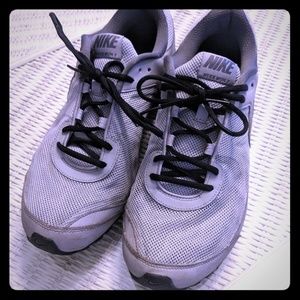 Nike Reax Run 7 Men's size 11.5